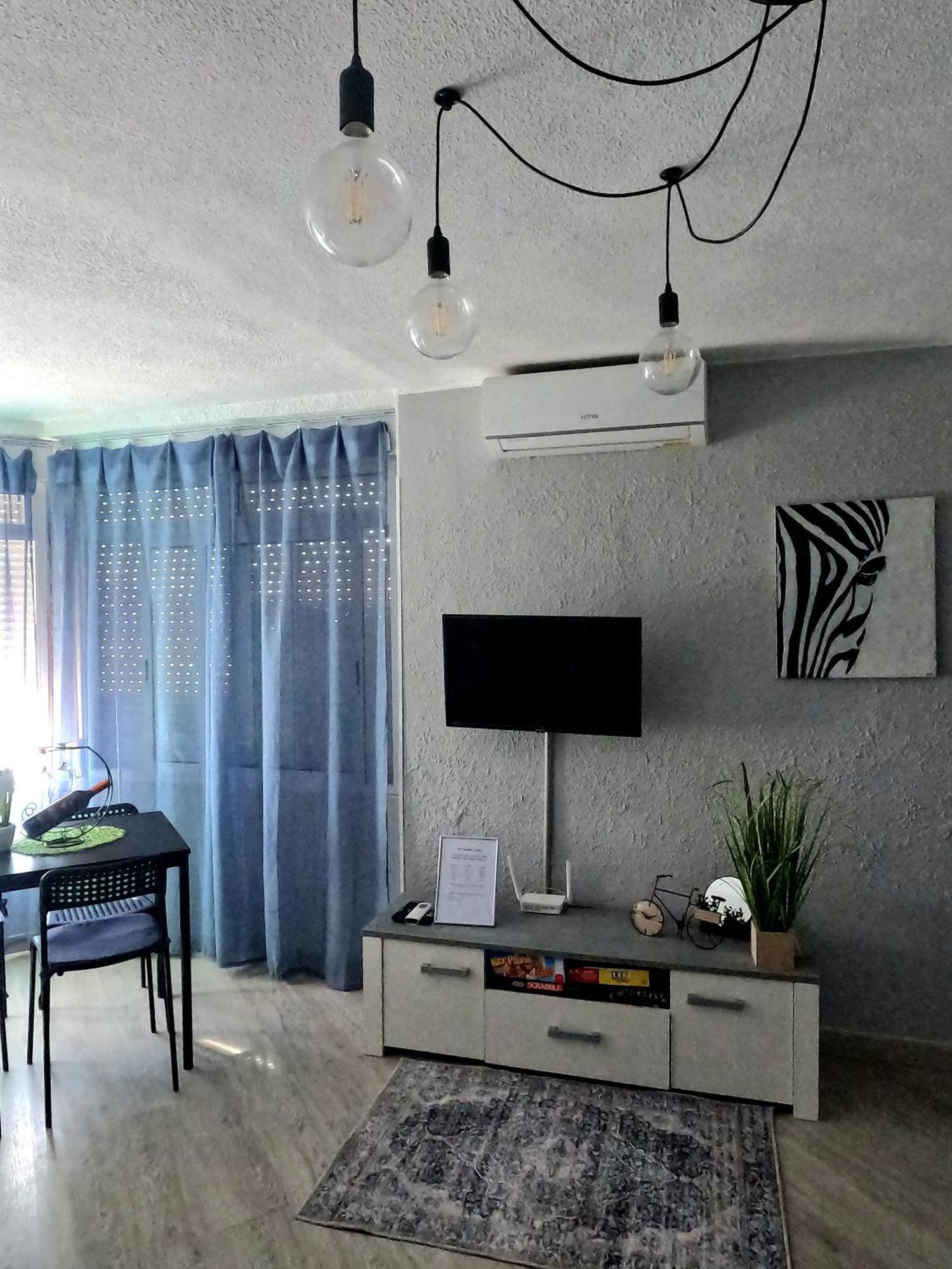 M&G Cozy Studio Apartment -Beachfront,Wifi,Aircon,Fullyequipped La Manga del Mar Menor Exterior photo
